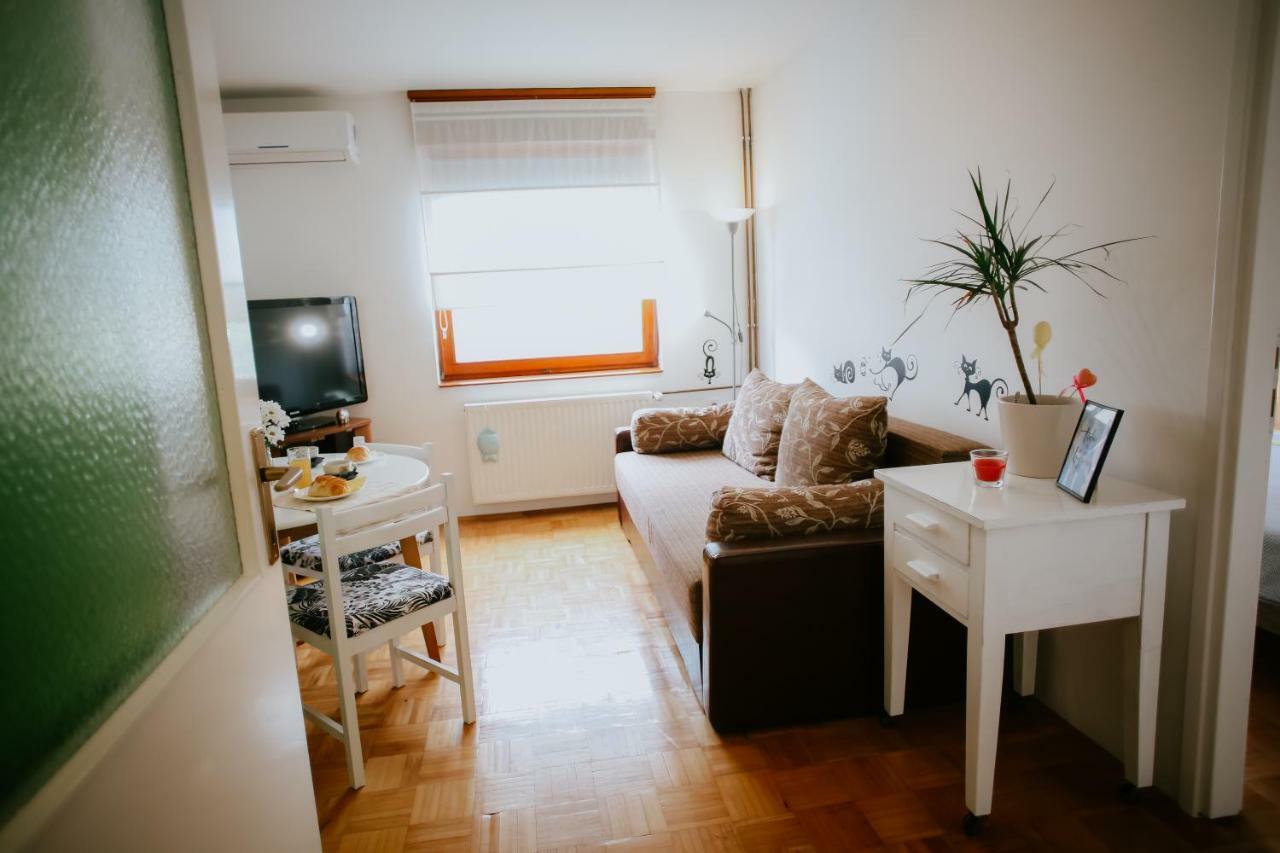 ווקובאר Petros Apartmani מראה חיצוני תמונה