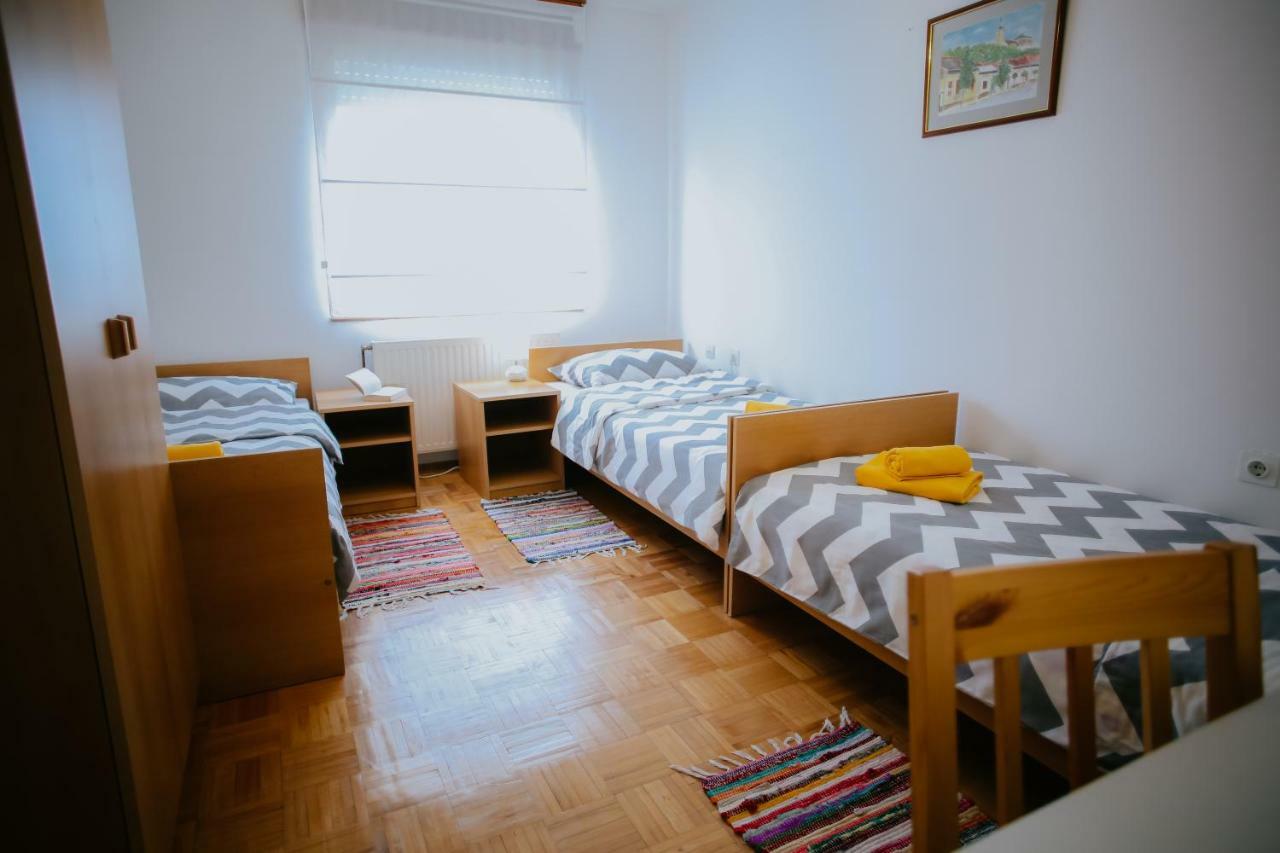 ווקובאר Petros Apartmani מראה חיצוני תמונה
