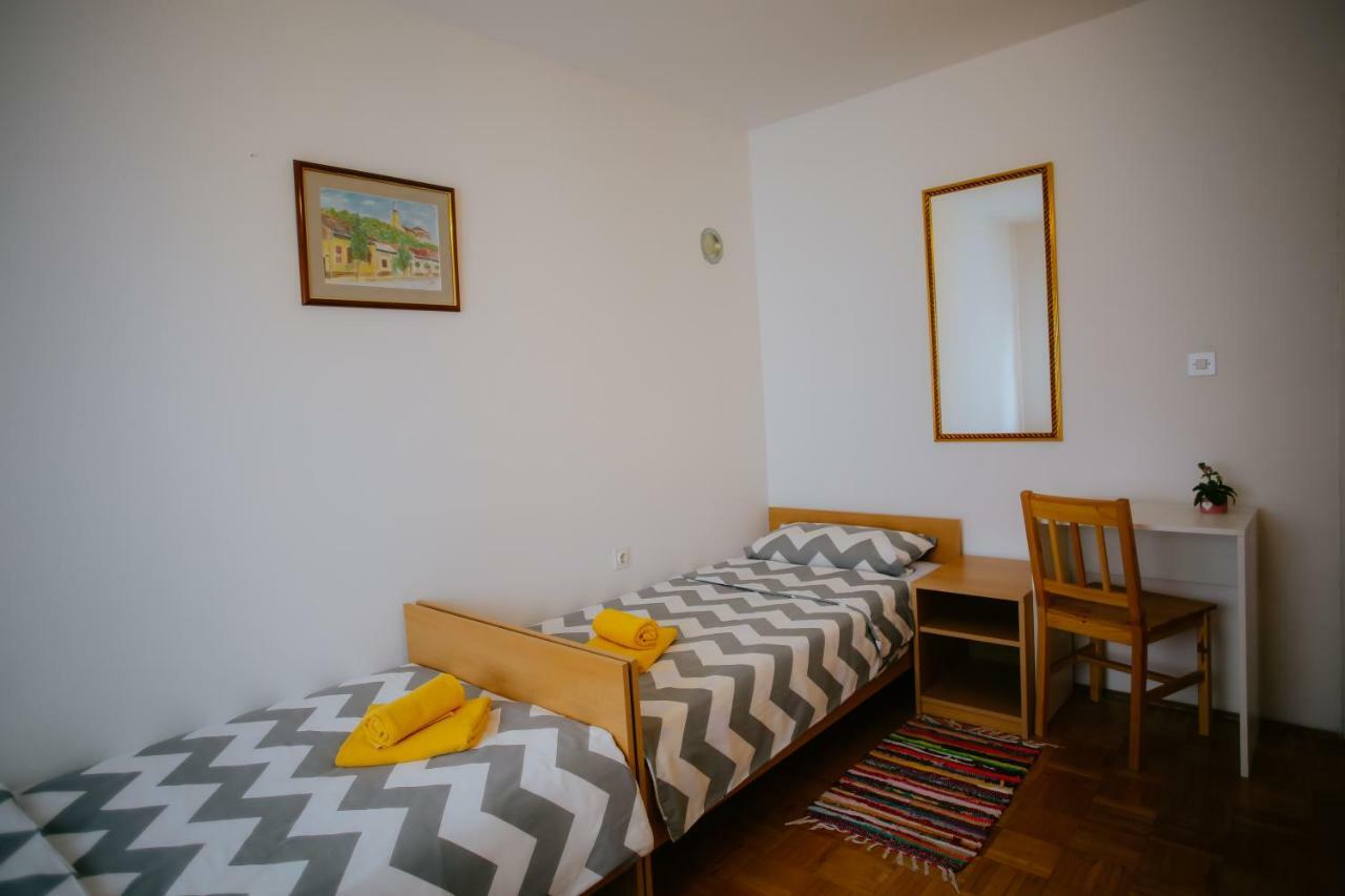 ווקובאר Petros Apartmani מראה חיצוני תמונה